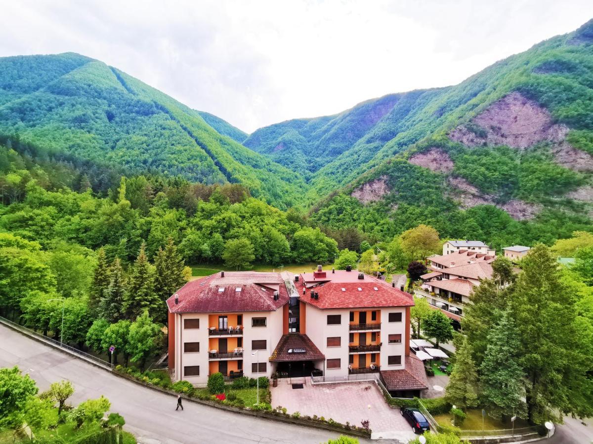 GranChalet sul Cimone I love Montecreto 103 Esterno foto